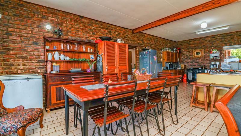 5 Bedroom Property for Sale in Dana Bay Western Cape